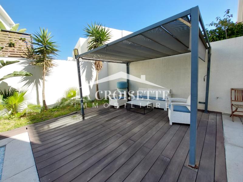 Triplex S+3 avec piscine à Gammarth